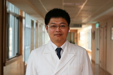 張介明