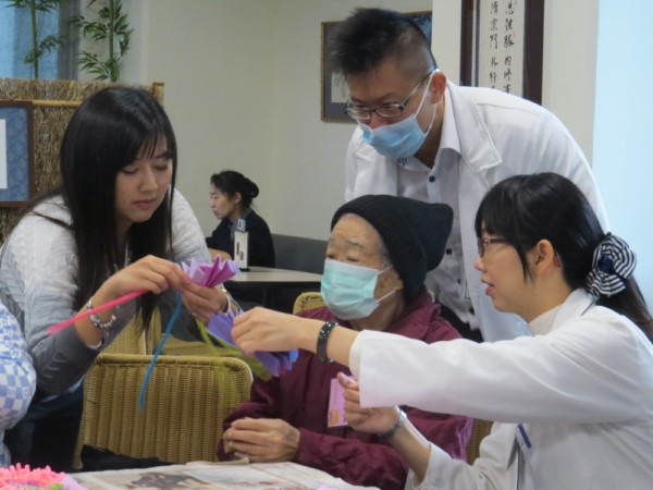 樂智、慈姝病友會 藝術治療、歌唱賽各具特色