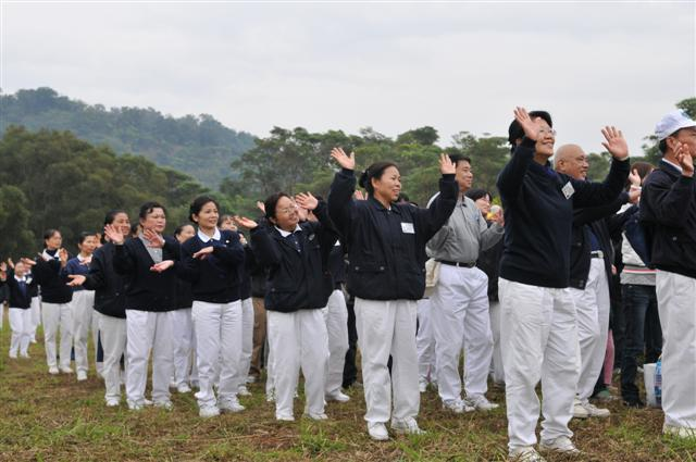 健康登山行 豐富同仁身心靈