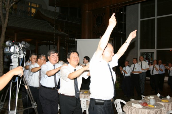 醫師家庭齊相聚，溫馨聚會共此時