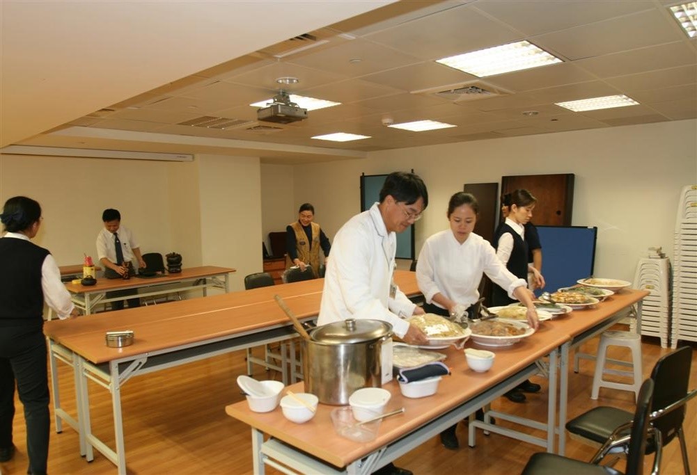人文飄香台中慈院茶道社圓緣
