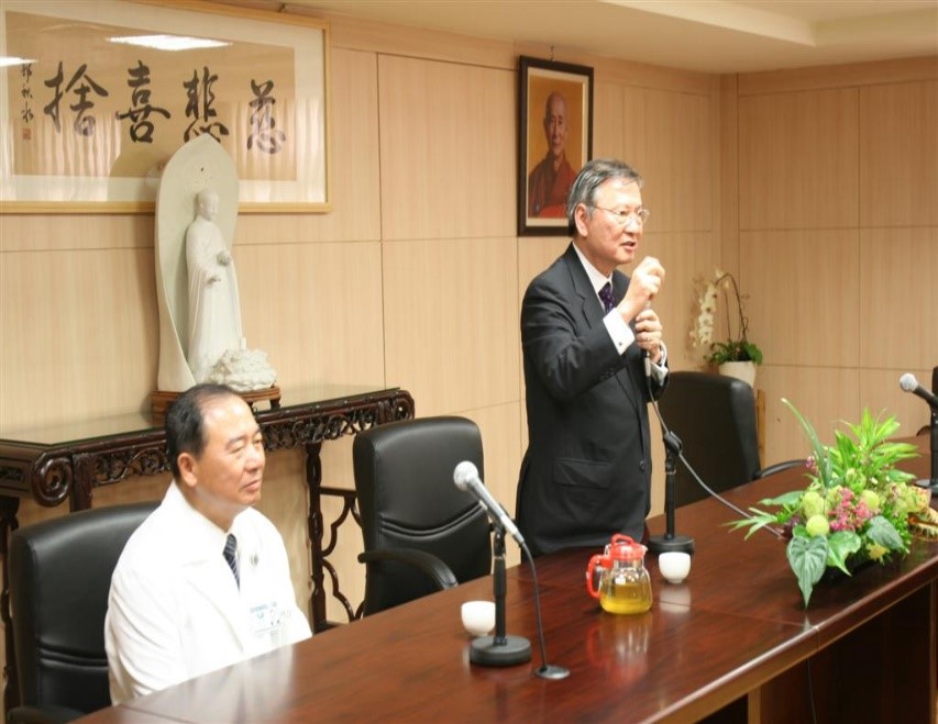 台中慈濟醫院第三季預防醫學研討會，八旬老夫妻與會