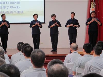 江俊廷走進看守所 鼓勵收容人把握當下