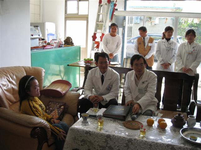 醫療團隊往診，苗栗病患樂觀面對人心 感動同仁