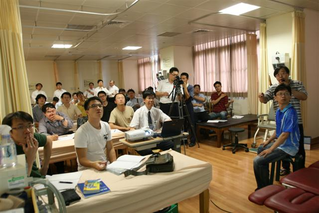 中醫針傷科醫術經驗傳承，師徒一對一教學收穫佳