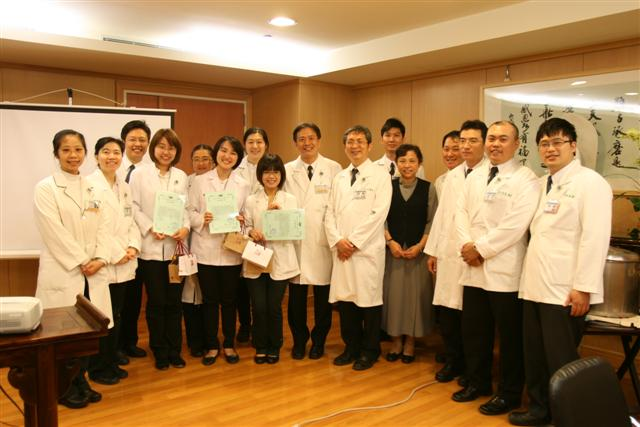 中醫實習醫師結業典禮  三位學子感動慈濟人文教育