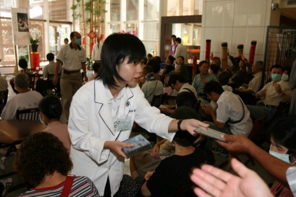 落實預防醫學  背痛教室講座叫好叫座