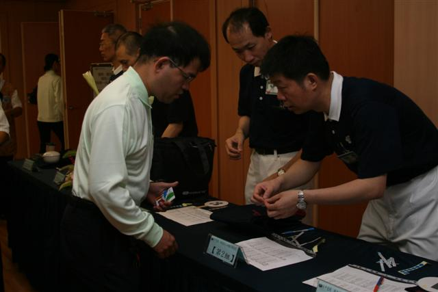 歡喜付出啟發新進同仁，「微笑服務」種心田