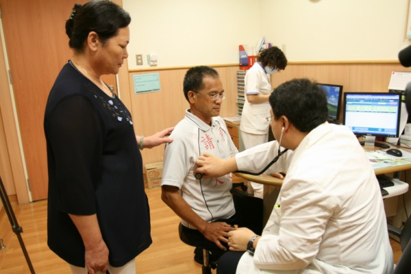首次住院竟發現肺腺癌，李國銘與疾病和平共處