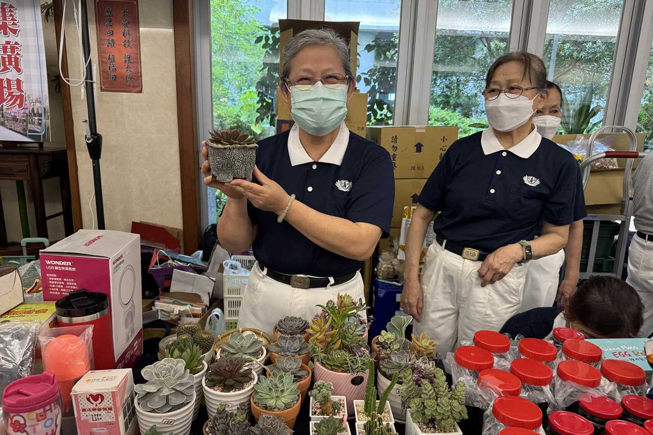 小愛匯聚大善 台中慈院惜福市集援助緬甸震災