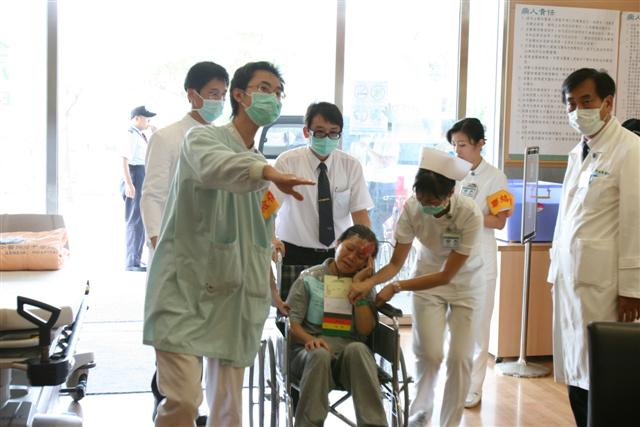 2_1590c.png