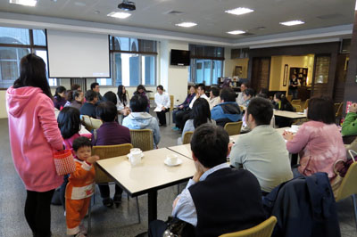抒解失智病友家屬照顧壓力 神經團隊心理諮商協助分擔