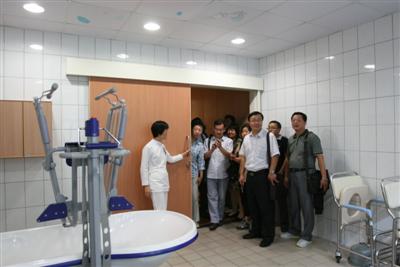 IMG_0176_eccbb.jpg