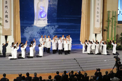 歲末祝福演繹團隊 齊力合心圓滿入經藏
