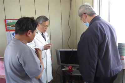 簡院長家訪三個案延續愛與關懷
