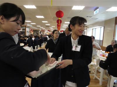 全院大動員 忙碌手歡喜心 感恩師兄姊陪伴