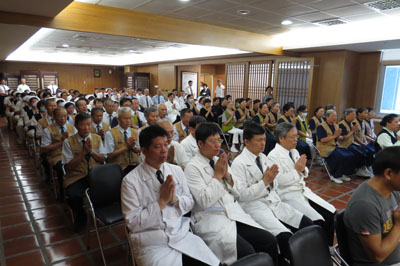 吳永康主任蒙佛接引 同仁承願繼續守護健康