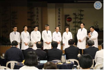 溫馨座談緬懷創院艱辛 團隊開展醫術更卓越