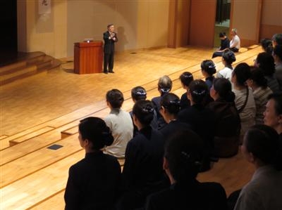 院長、醫師社區辦講座 帶動掃除心靈病毒