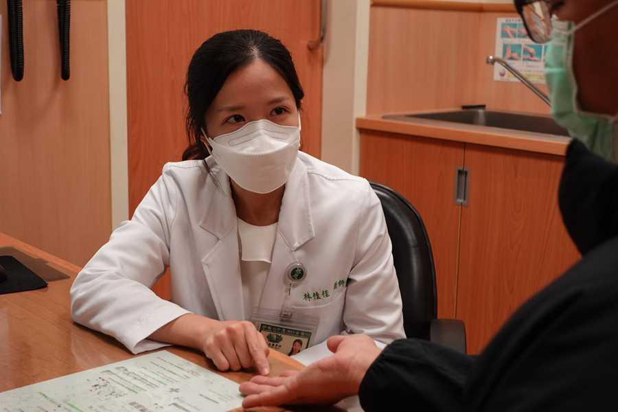 冬季皮膚裂傷抓傷多 醫師提醒勤保濕做保養