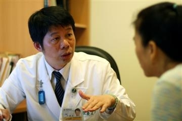 陳慶元 / 醫師