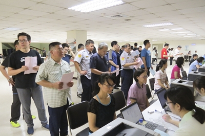 二百多位人民保母檢測體適能 臺中慈濟醫院當警察健康後盾