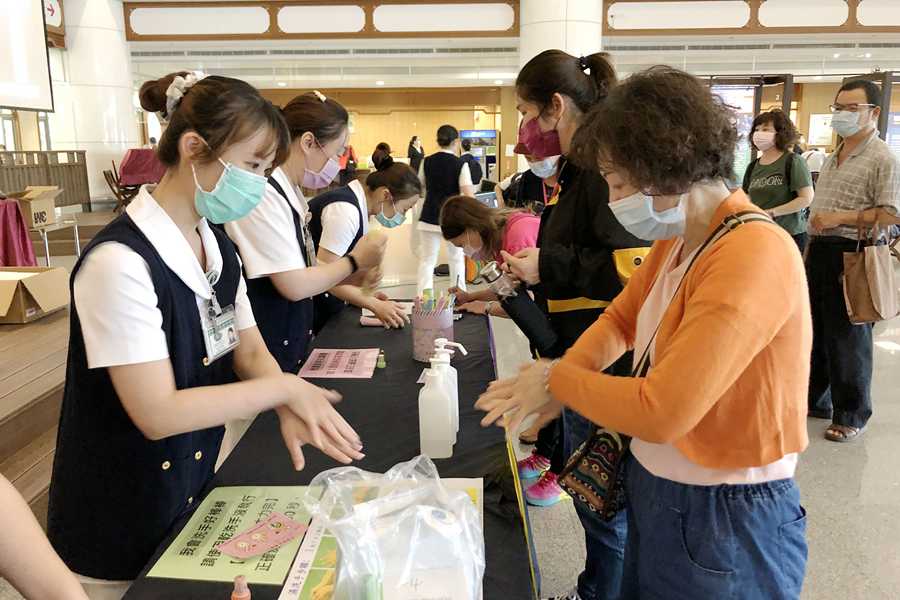 世界手部衛生日 臺中慈濟洗手闖關宣導防疫