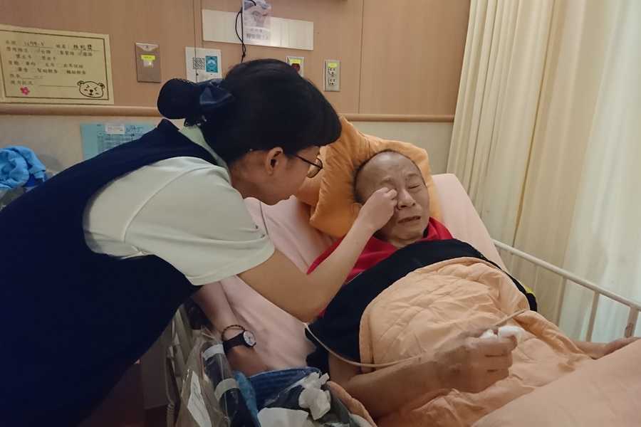 心靈藥方讓歹囝變好囝--2019護理師節專題