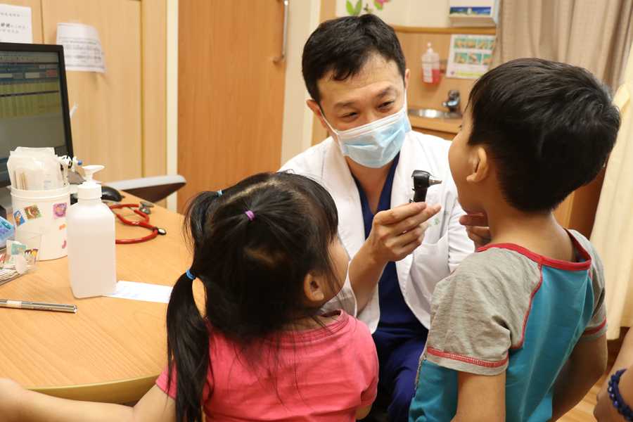 幼稚園兄妹嚴重異位性皮膚炎 三管齊下獲改善