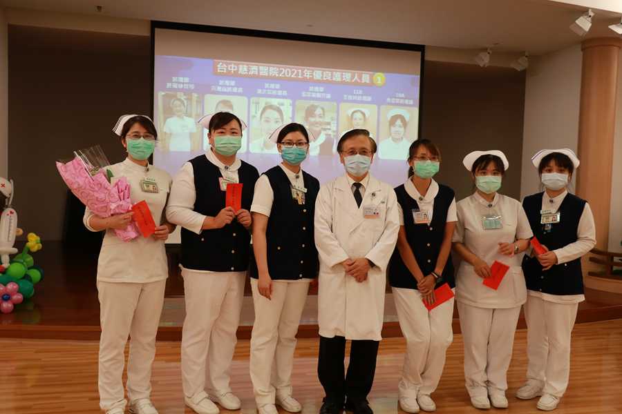 防疫中慶祝護師節 N95新解謝護理師付出