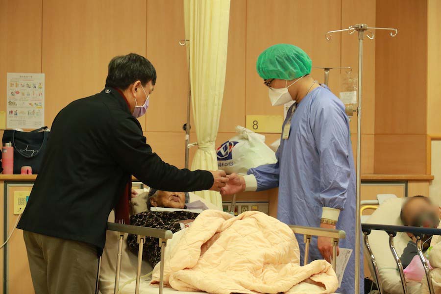急診春節腸胃症狀最大宗 臺中慈濟開始正常門診