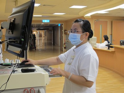 2IMG_4942_resize_42adb.jpg
