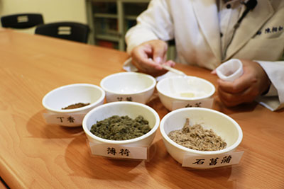 中醫調體質搭中藥材防蚊包 無毒防蚊不再被「叮」