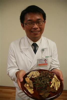 中醫建議避「發物」用茶飲穴位按摩 預防過敏體質